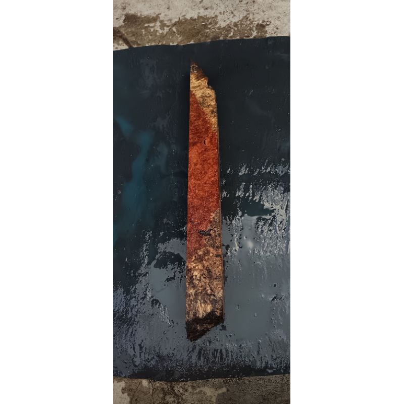 Burl Amboyna 1712412