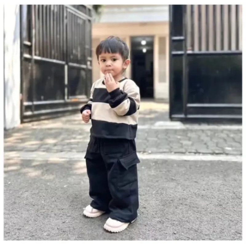 	 ONE SET SALUR CARGO ANAK PEREMPUAN USIA 1-12 TAHUN BAJU ANAK VIRAL SALUR CARGO PEREMPUAN ONE SET	