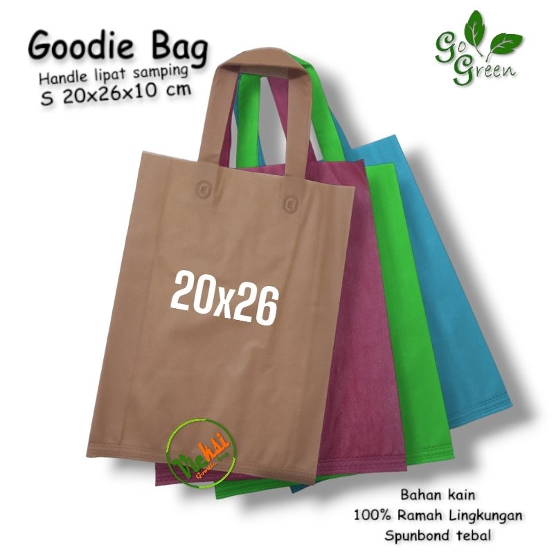 

Tas Kain Spunbond Goodie Bag Polos Handle Tali Ukuran 20x26x10 Kecil Untuk Kantong Belanja Lipat Bingkisan Souvenir Snack Ultah Ulang tahun pernikahan Tasyakuran Nasi Kotak bento Mika Aqiqah Wisuda Yasin Mengaji Paper bag Haji umroh Murah Ramah Lingkungan