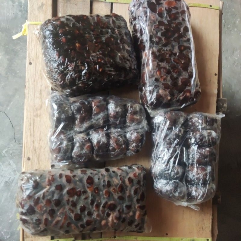 

asem jawa kupas