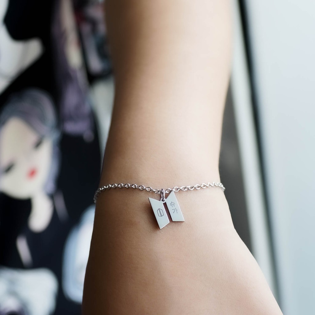 Gelang Rantai Logo BTS KPOP Ukir Nama Bracelet Wanita Titanium Anti Karat