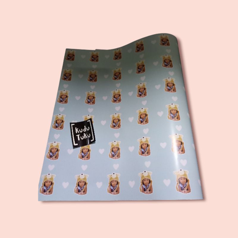 

kertas kado custom