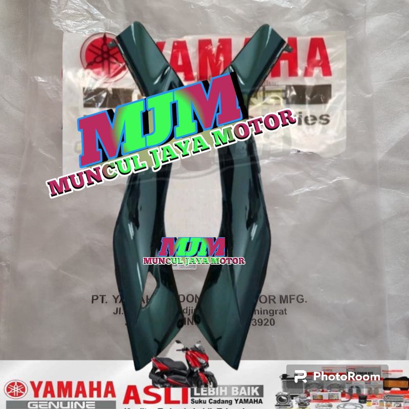 cover side 1dan 2 body tengah deltabox Xmax X max 250  B74-F1711-00 B74-F1721-00 original Yamaha gen