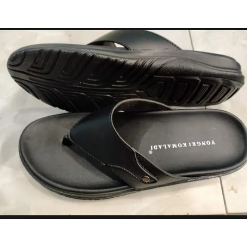 SANDAL PRIA DEWASA//SANDAL YONGKI KOMALADI//SANDAL KEKINIAN//ALAS KAKI PRIA