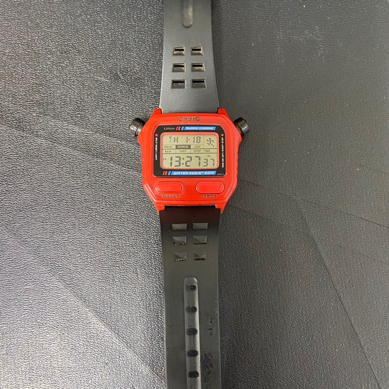 CASIO SW 200 RED HELLBOY VINTAGE RARE