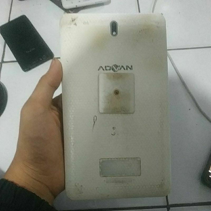 casing tablet Advan s7a bekas
