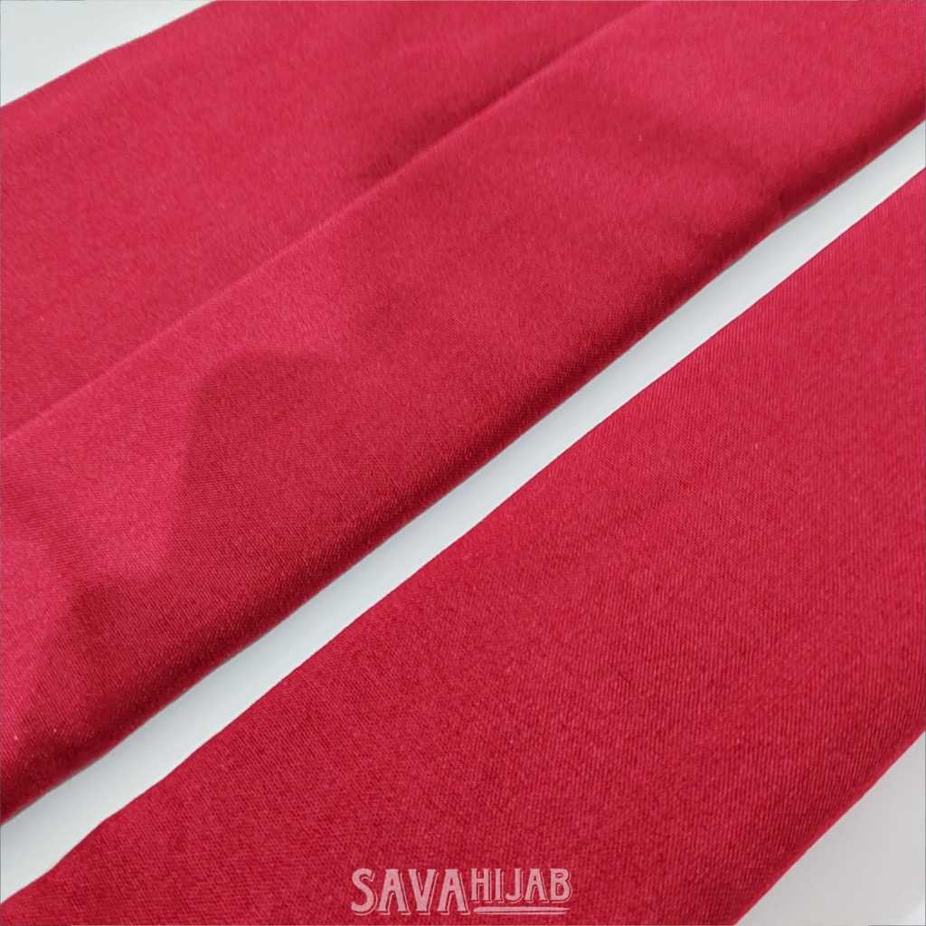 kerudung segi empat voal merah maroon