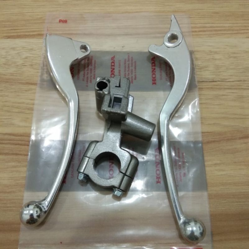 Dudukan Rumah Handle Scoopy Fi K16G 2013-2015 Scoopy Esp K16R 2015-2017 Scoopy Karbu KYT 2010-2013 K