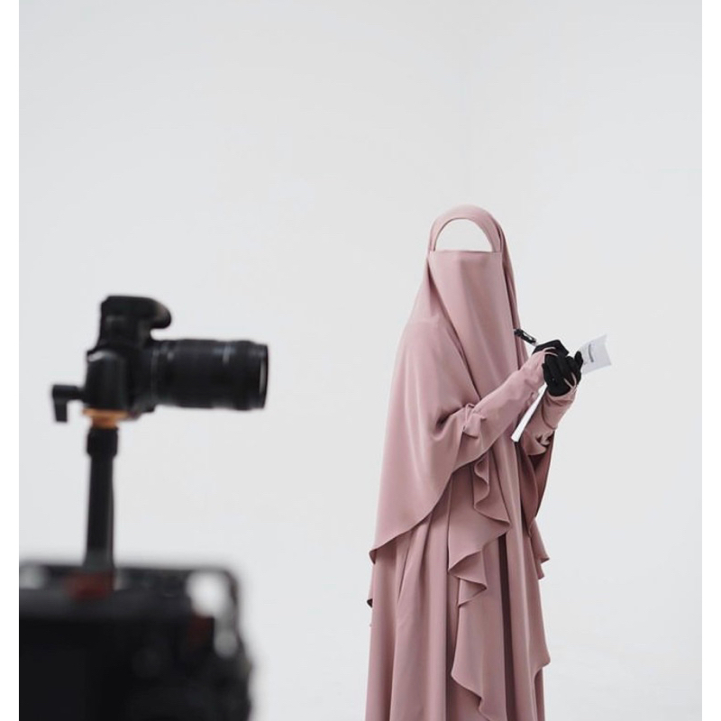 luna abaya dan fk huda dusty pink