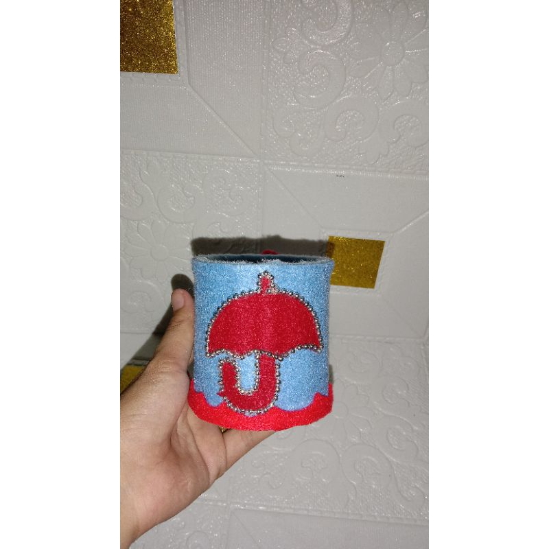 

Tempat Pensil Cantik dari Kain Flanel