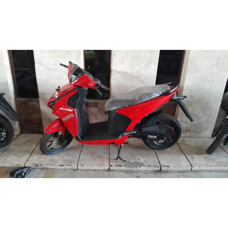 Clearance Stock New Gesits G1 Baru bukan Bekas VIN 2021 2022 Merah Putih Hitam Metalik Metalic Doff 