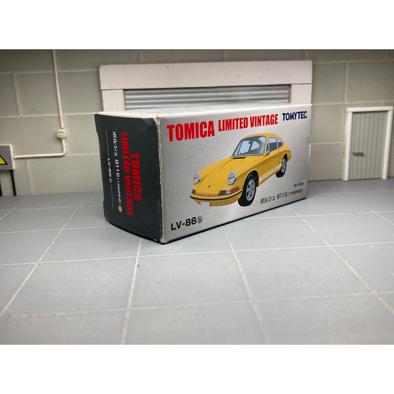 Tomica Limited Vintage Neo Porsche TLVN LV86b Porsche 911s (901)