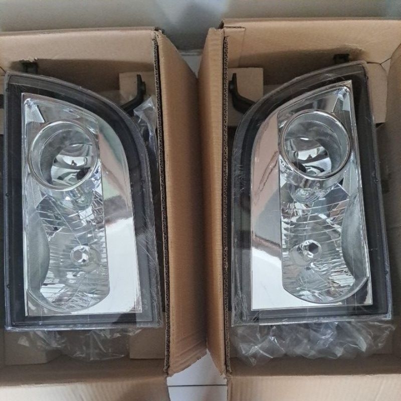 HEAD LAMP Lampu Besar Depan NKR71  TRAGA KANAN KIRI/ Headlamp mobil mika