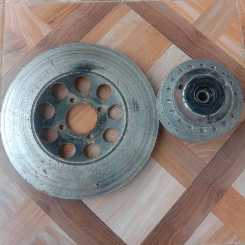tromol depan piringan cakram Honda CG 125 disk front hub Ori