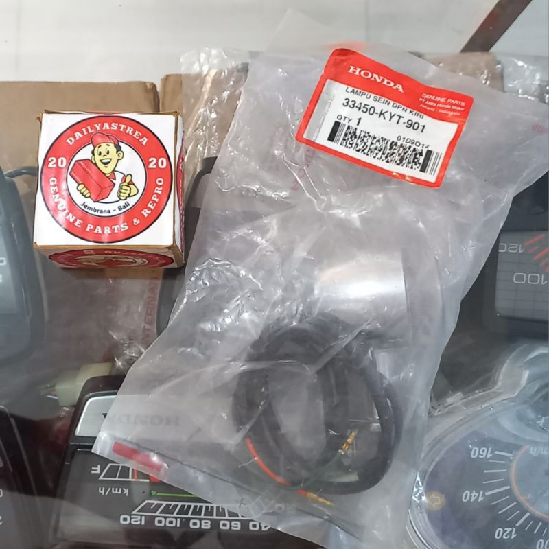 LAMPU SEIN SEN RITING DEPAN KIRI HONDA SCOOPY KARBU ORIGINAL AHM 33450-KYT-901