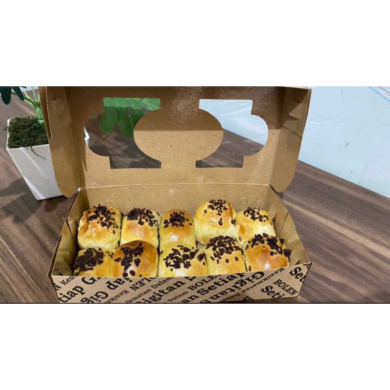 

Bolen pisang isi 10pcs/box