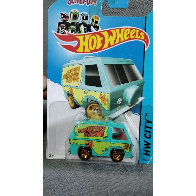 the mystery machine