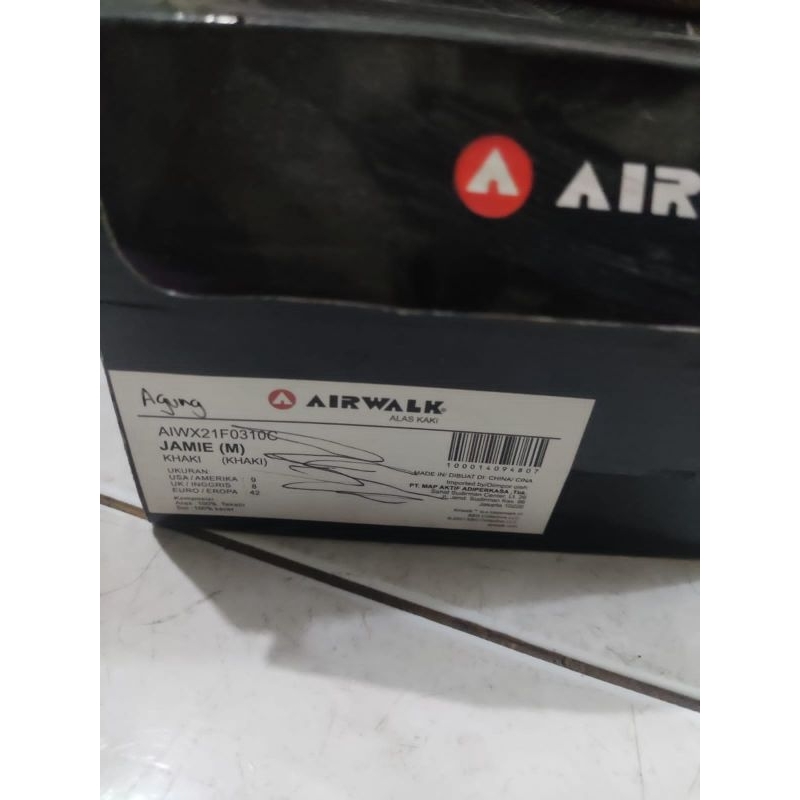 AIRWALK JAMIE SHOES + BONUS CONCERSE