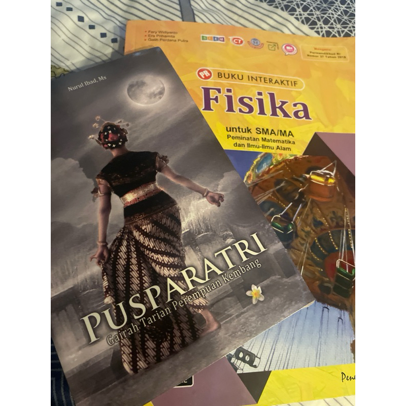 

preloved books (buku novel jadul, lama, bekas, sejarah indonesia, buku kelas XI semester 1 intan pariwara sma/ma ipa fisika kimia matematika 2018)