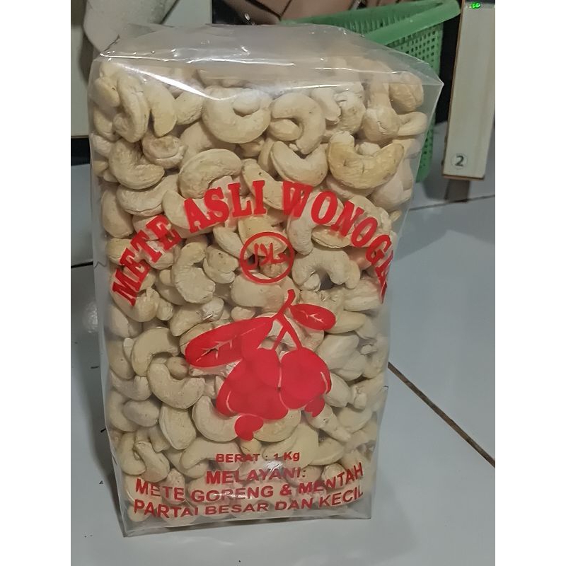 

Mete Wonogiri asli mentah 1kg kering bisa diorder setiap hari