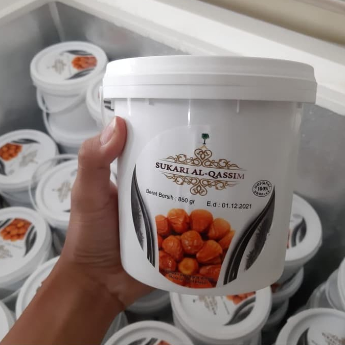 

Kurma Sukari Al-Qassim 850gr Kemasan Ember