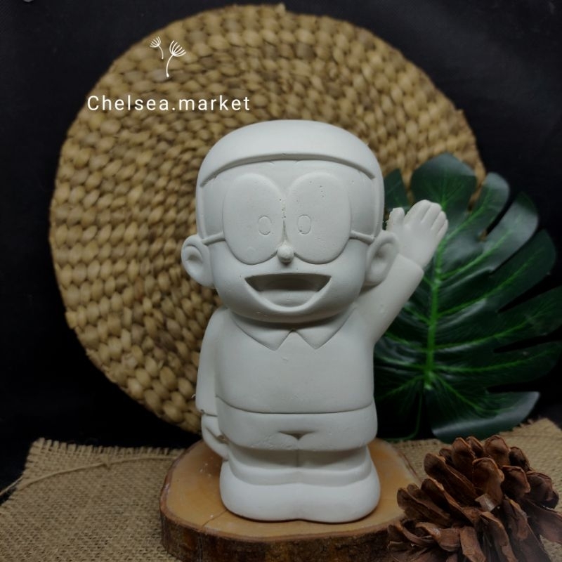 patung lukis gypsum 3D Nobita