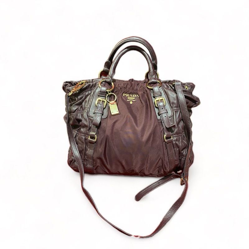 Tas wanita "Prada Tessuto Gauffre" Preloved