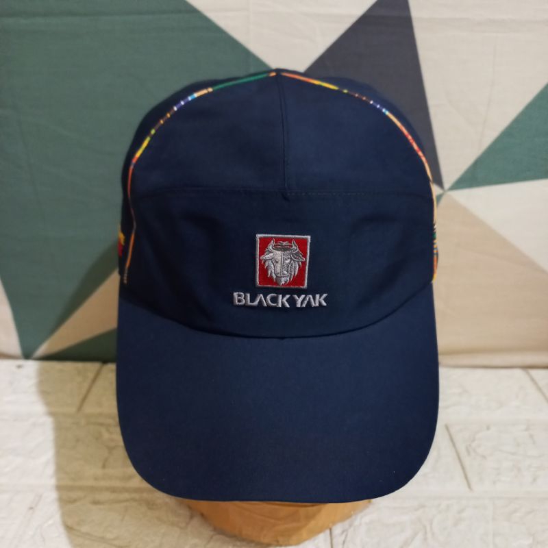 Topi Gunung BlackYak Goretex