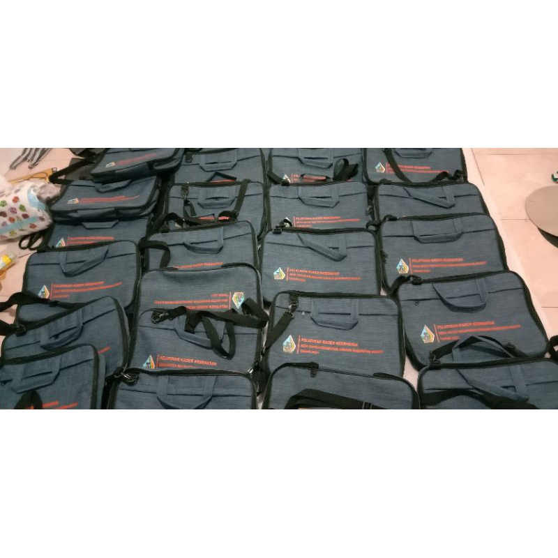 

BAG COVER TAS SEMINAR KIT TAS LAPTOP COUSTOM TAS BANSOS TAS PELATIHAN