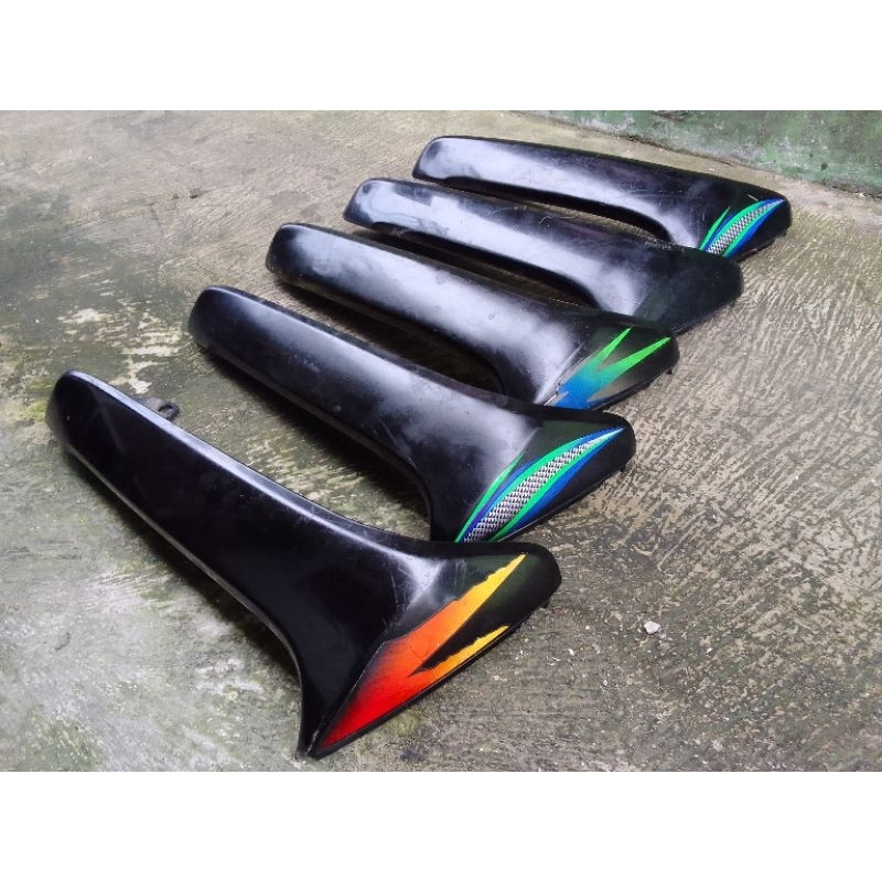 sayap depan bagian kanan Supra x lama original