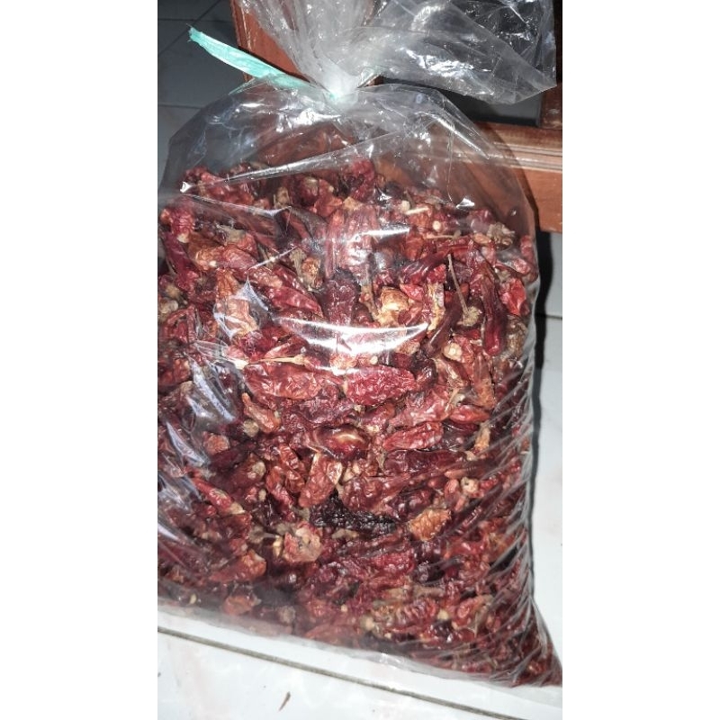

cabe merah kering pedas 1 kg