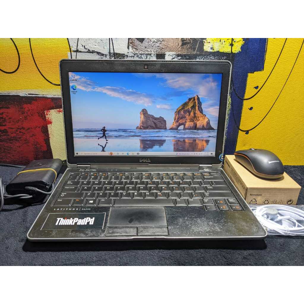 Laptop Ultrabook Dell Latitude E6230 Core i7 3520M Slim Mulus Murah