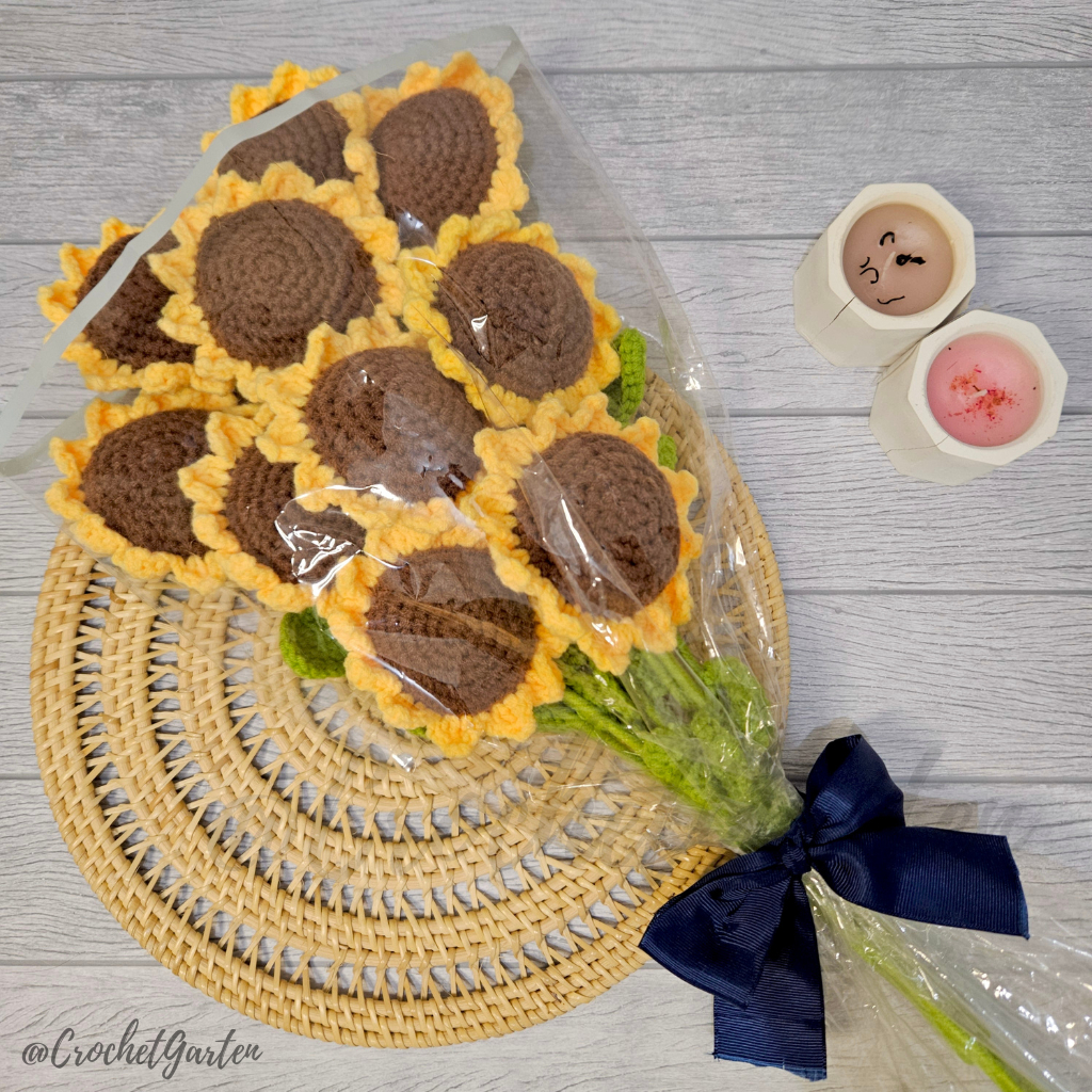 BOUQUET PLASTIK BUNGA RAJUT UKURAN BESAR Plastic Bouquet Buket Bunga Crochet