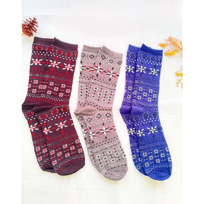 Sokes Kaos Kaki Motif Salju