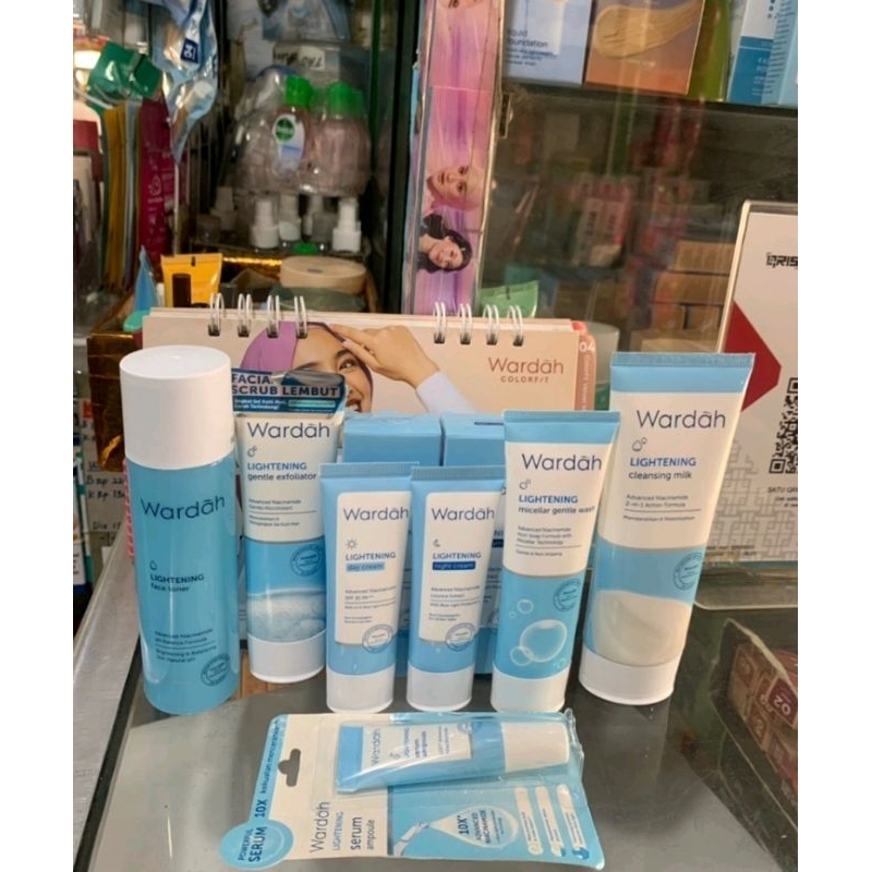 Wardah Paket  Lightening series 6in1