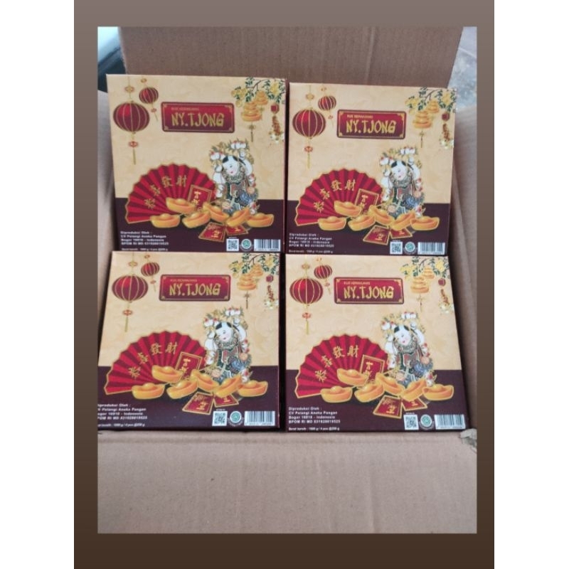 

Kue Keranjang/dodol cina/kue cina Ny.Tjong isi 4 pcs 10 KOTAK(40pcs @250gr)