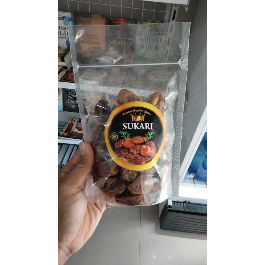 

Kurma Sukari Premium 500 gram Organik Amira Grade A