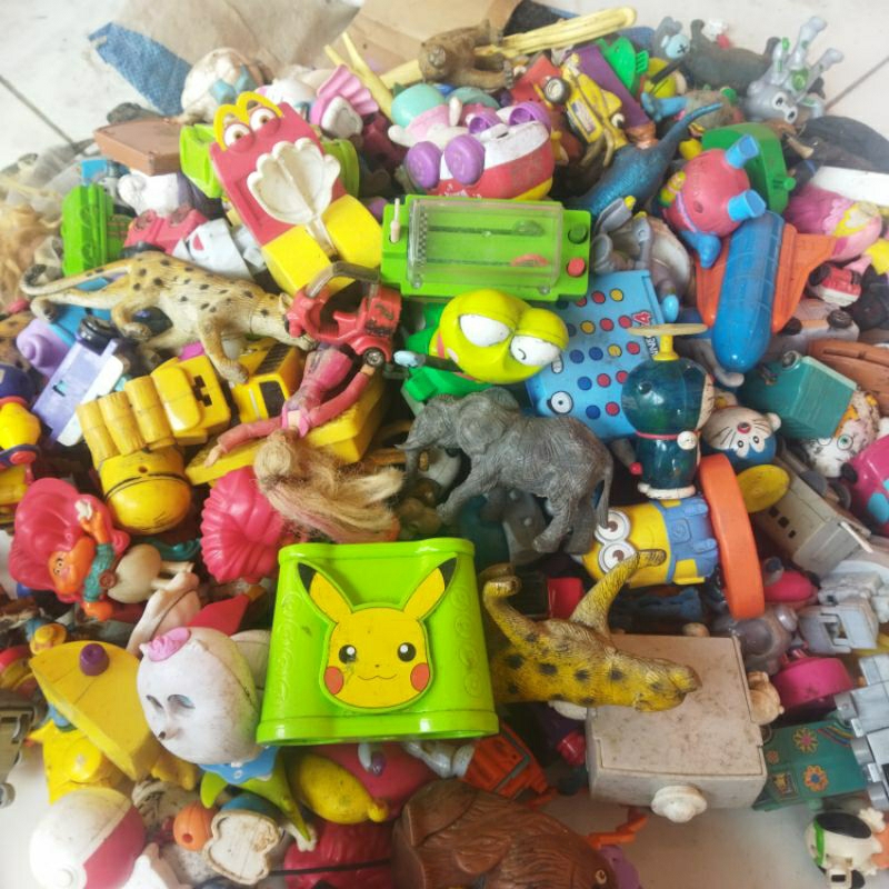 mainan ex mcd kfc burgerking no brand dll preloved kotor kiloan