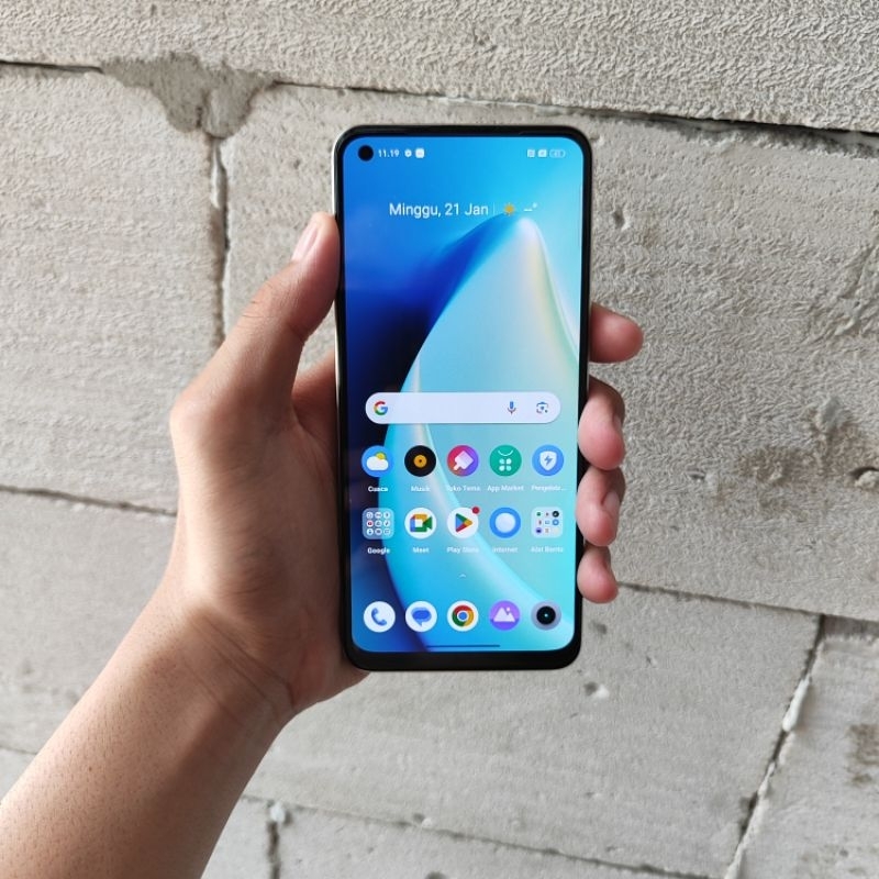REALME 11 RAM 8/256 GB SECOND BATANGAN