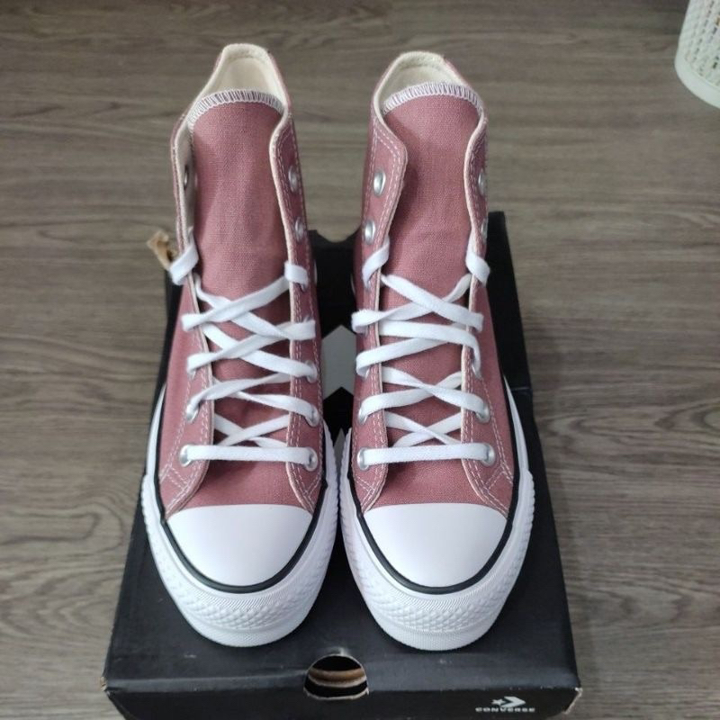 sale sepatu converse