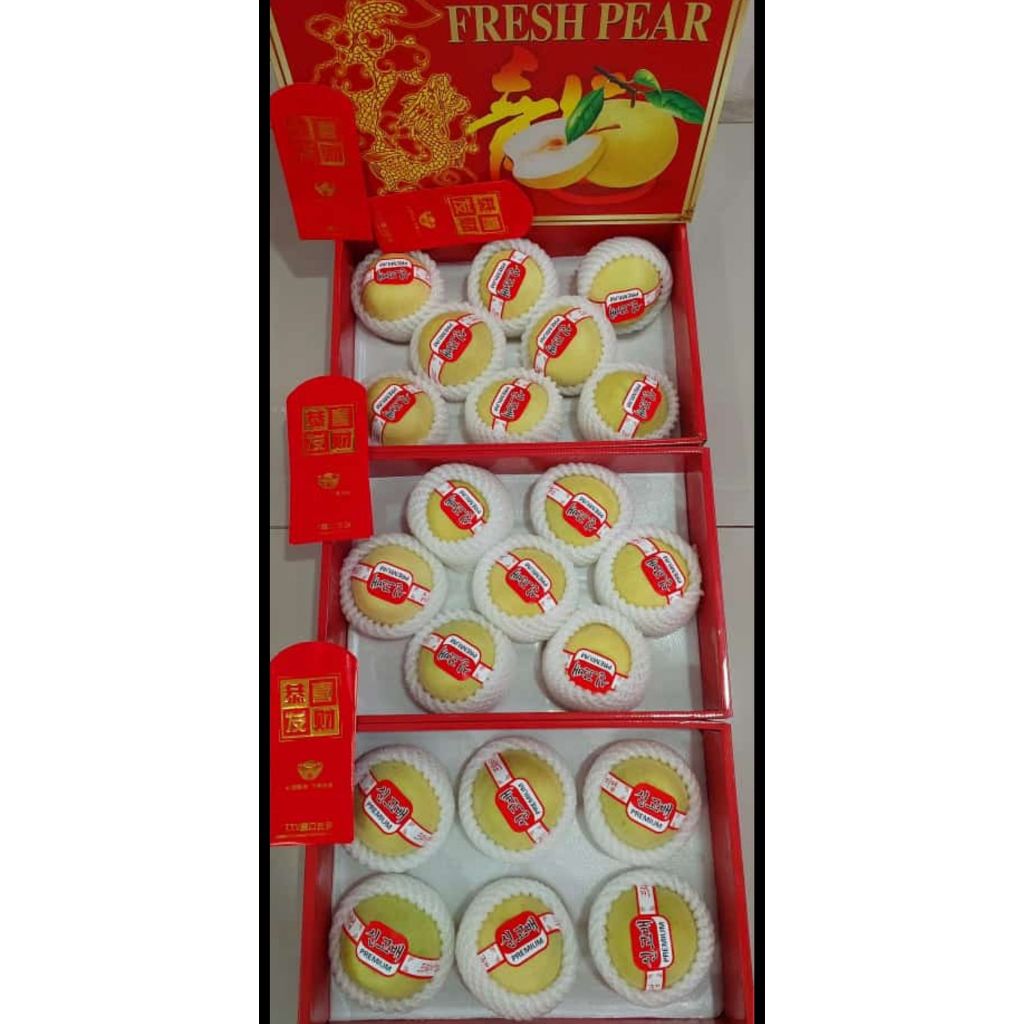 

GOLDEN FRESH PEAR 6-7'' - GIFT BOX IMLEK
