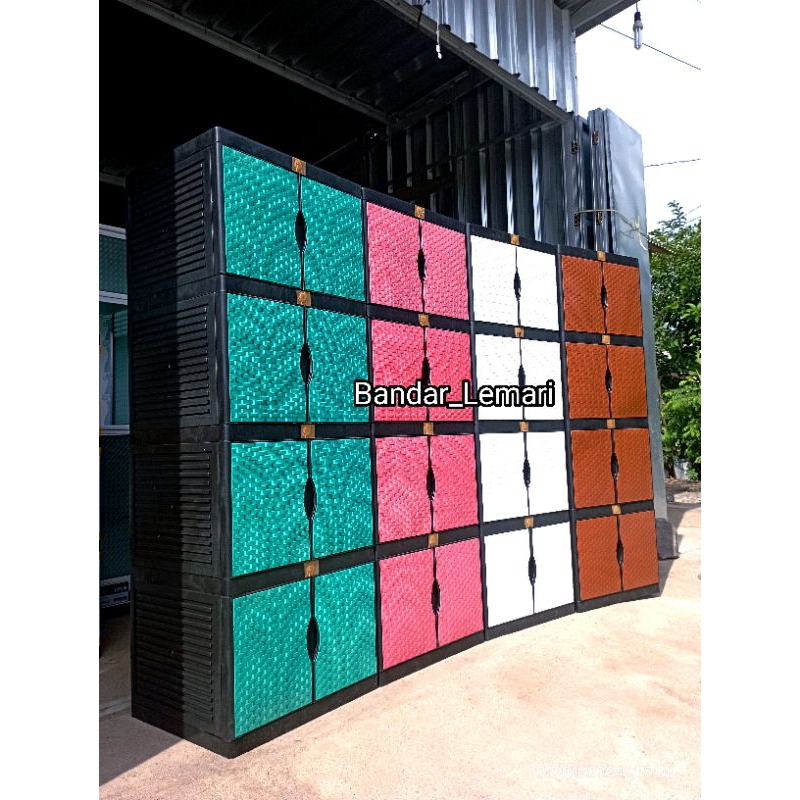 Lemari Susun Plastik Motif Rotan Kunci