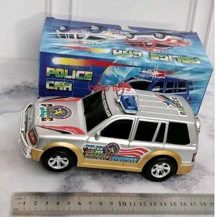 Mainan Mobil polisi ada suara sirene