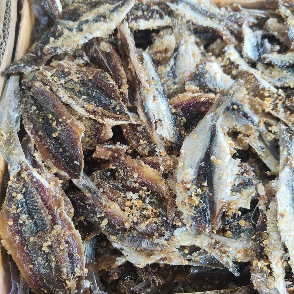 

Ikan Asin DengDeng 250gr