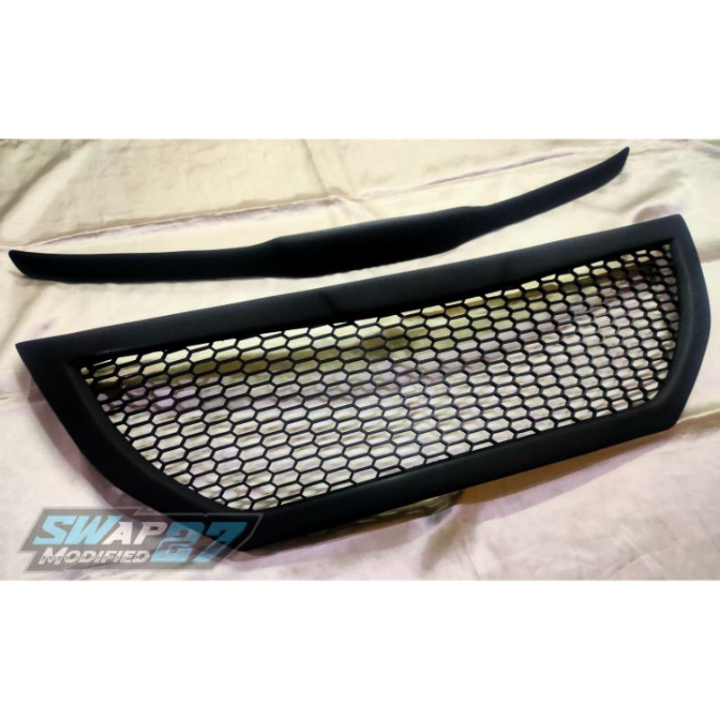 front grill gril grile bumper depan innova 2014-2015 model honeycomb jaring sporty / grill innova lu