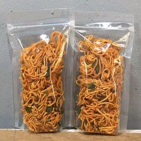 

MIE GULUNG | Isi 100 Gr | Snack Viral Aceh