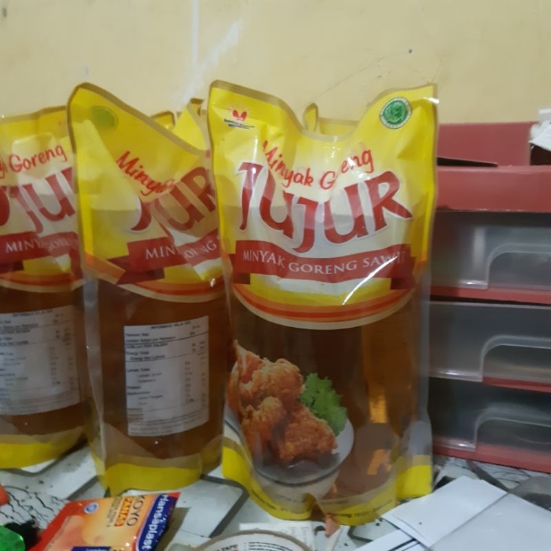 

Minyak Goreng Jujur Kemasan 2 liter