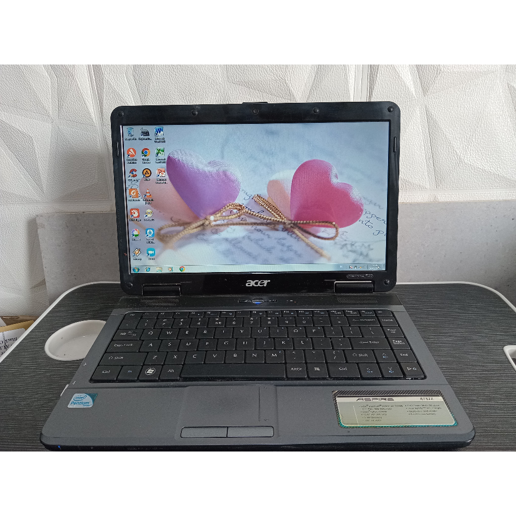 Laptop acer aspire 4732Z 2gb ram 300gb hdd processor pentium dual core CPU T4400 fullset