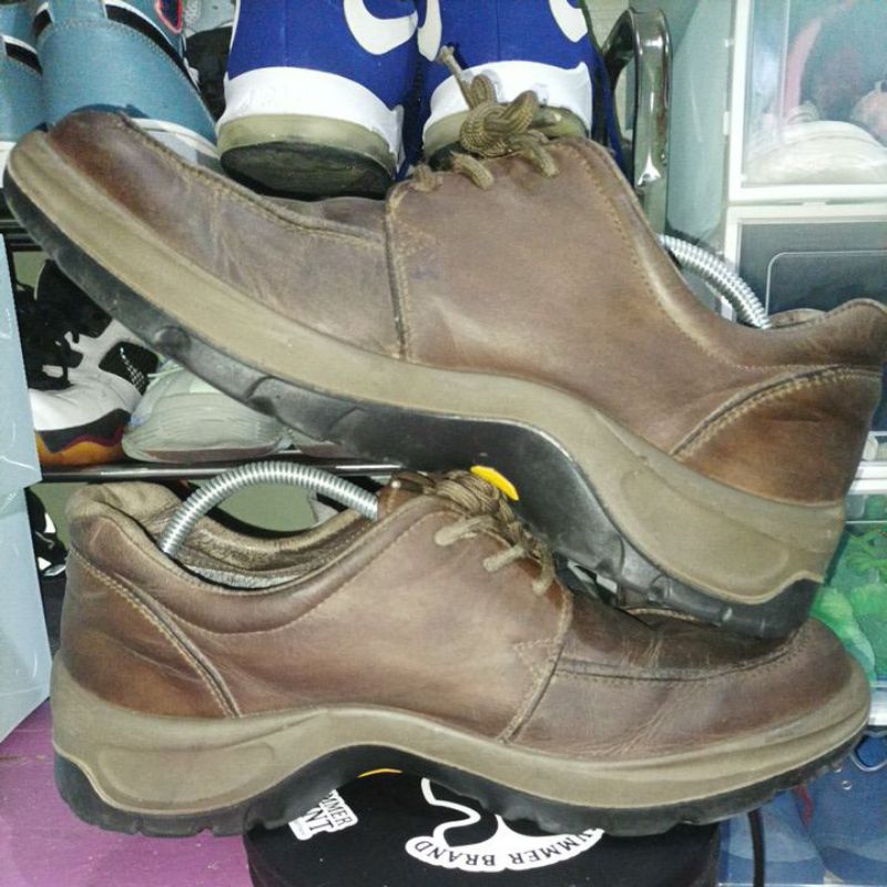 Sepatu Zamberlan size 46