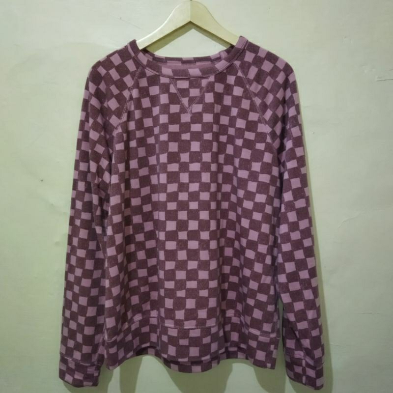 Preloved Sweater Wanita Motif Kotak Kotak